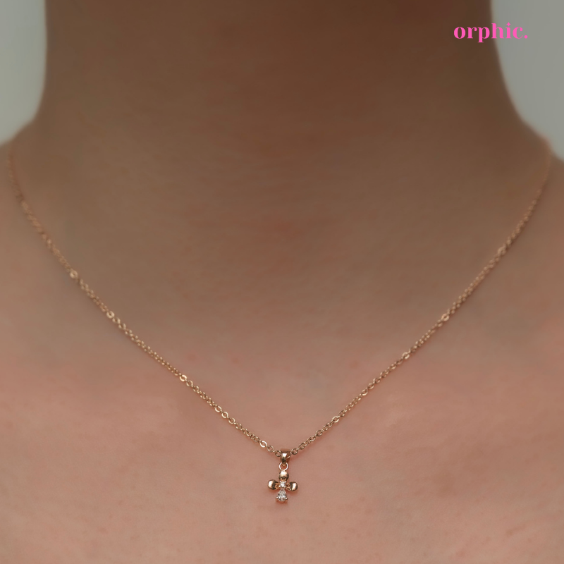 Cassy 18k Gold Earring Necklace Set