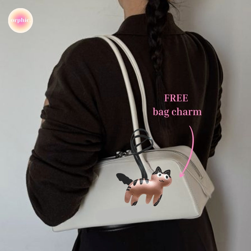Free Cat/Dog Bag Charm